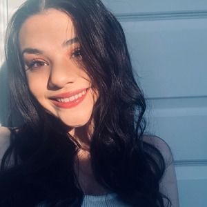 Meet your Posher, Alexandra